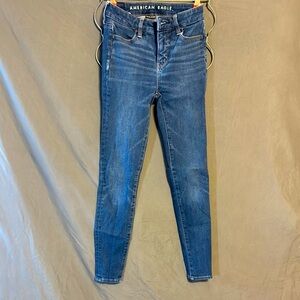 American Eagle Outfitters Women's Dark Blue Skinny Jeans